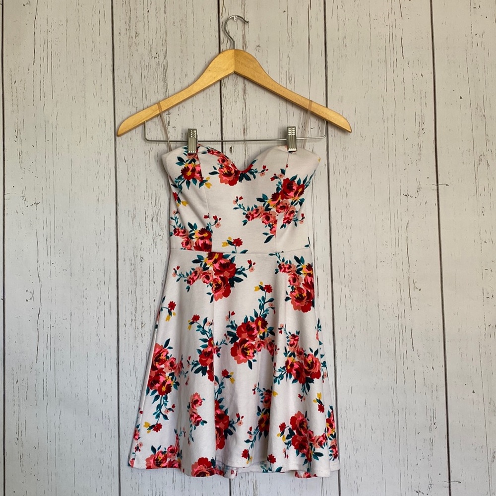 Strapless Floral Skater Dress with Sweetheart Neckline